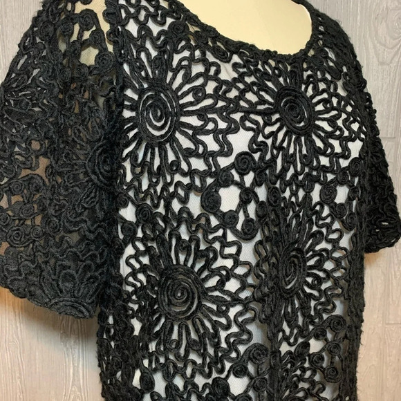 Plenty by Tracy Reese Black Crocheted Top M NWT - Picture 2 of 6
